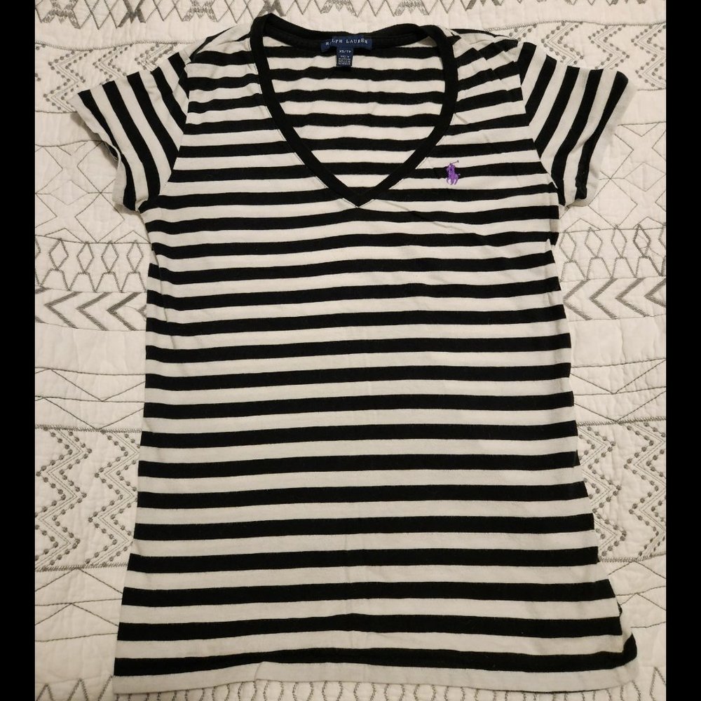 Ralph Lauren v neck tee